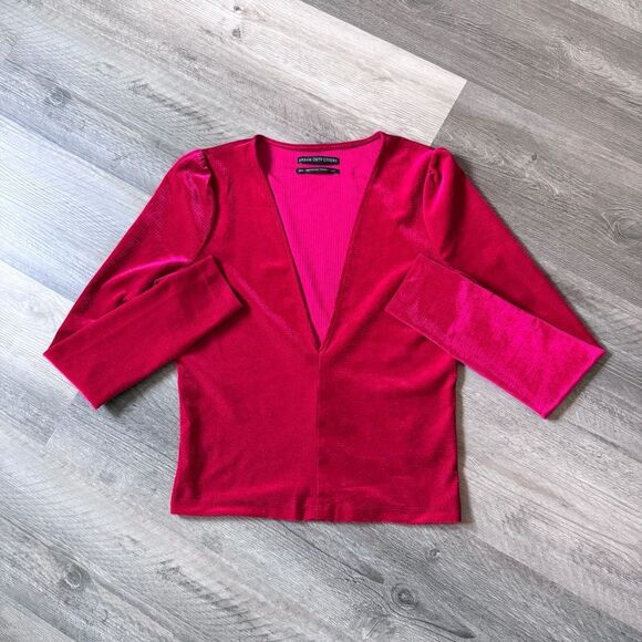 Urban Outfitters Deep V Velvet Top Magenta Pink Metallic Medium - Picture 2 of 10